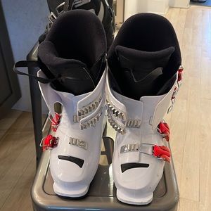 Rossignol hero J4 ski boots size 23.5